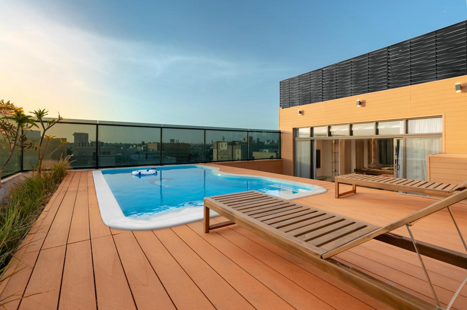 Hometel - Hittin Boulevard Apartemen